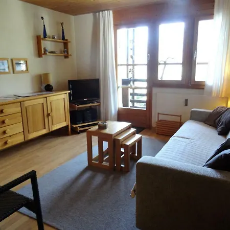 Aragon L70 Apartman *