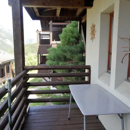 Aragon L70 Apartman Ernen